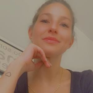 Meet your Posher, Alexandra